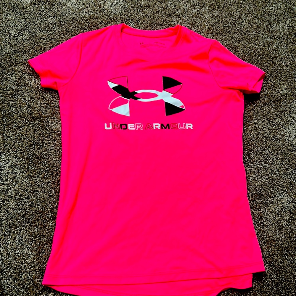 Under armor kids shirt